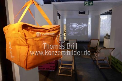 Die Sonderausstellung „Arbeits[T]räume – ein Zukunftslabor“ gastiert ab dem 21. Januar 2024 im LVR-Industriemuseum Gesenkschmiede Hendrichs in Solingen (&copy; Thomas Brill)